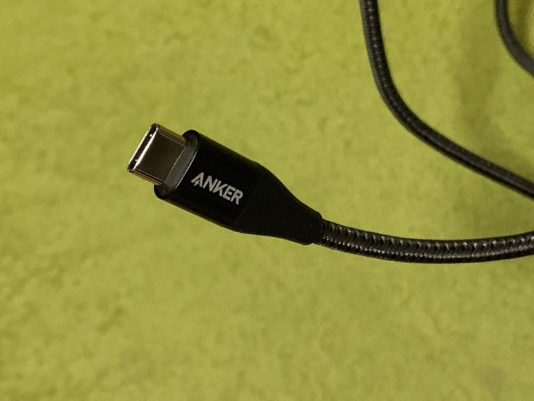 Anker PowerLine+ II USB-C & ライトニング ケーブル