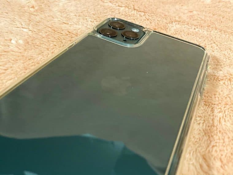 ESR iPhone11ProMax ガラスケース レビュー