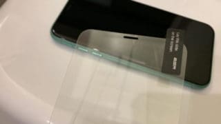 iPhone11 ESR ガラス液晶保護フィルム